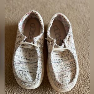 HeyDude Womens Shoes